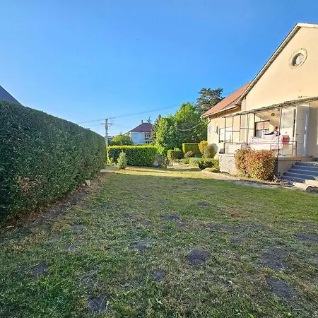Apartman Retró Kúria